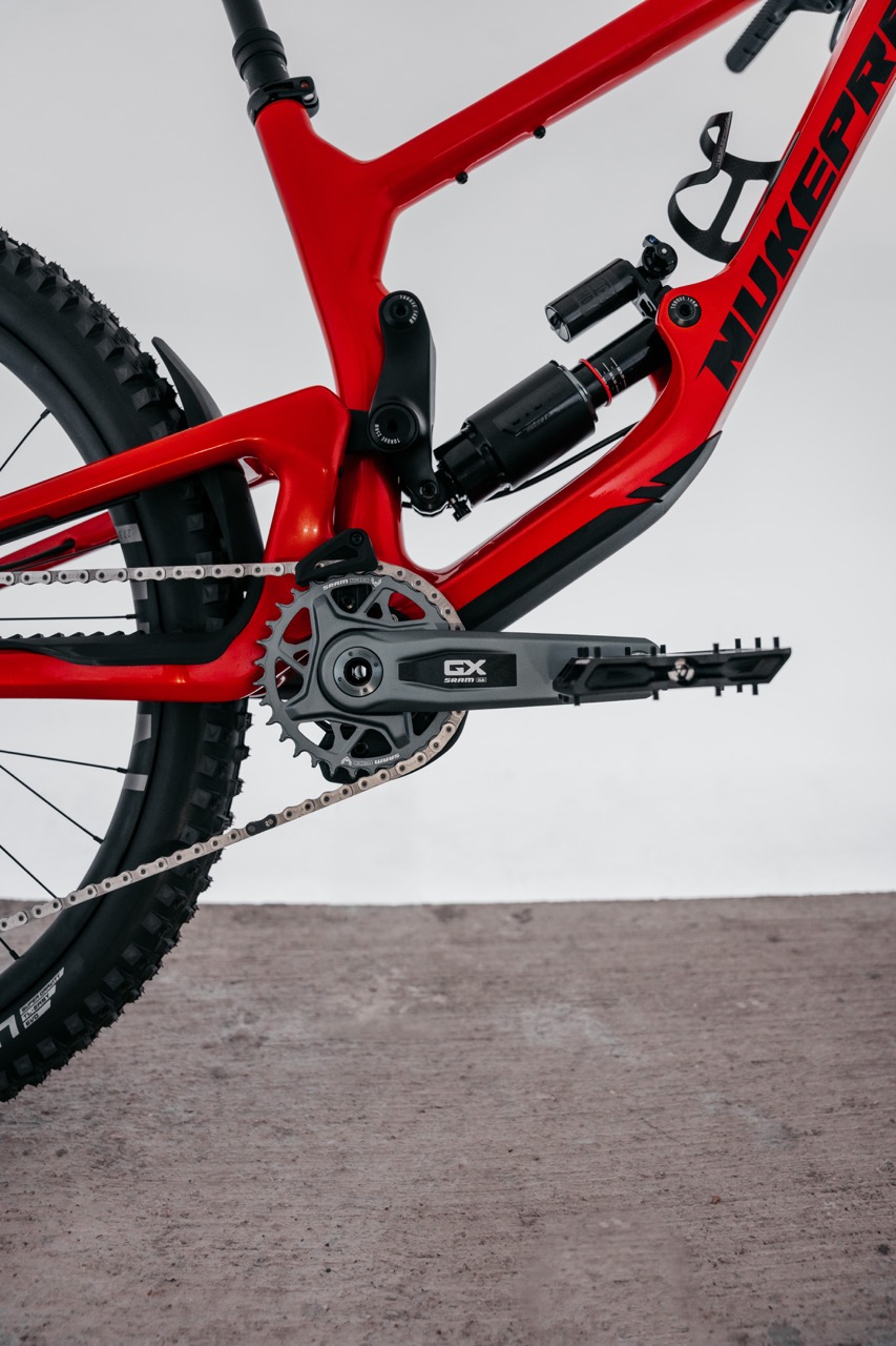 Nukeproof Giga Carbon-10 Large